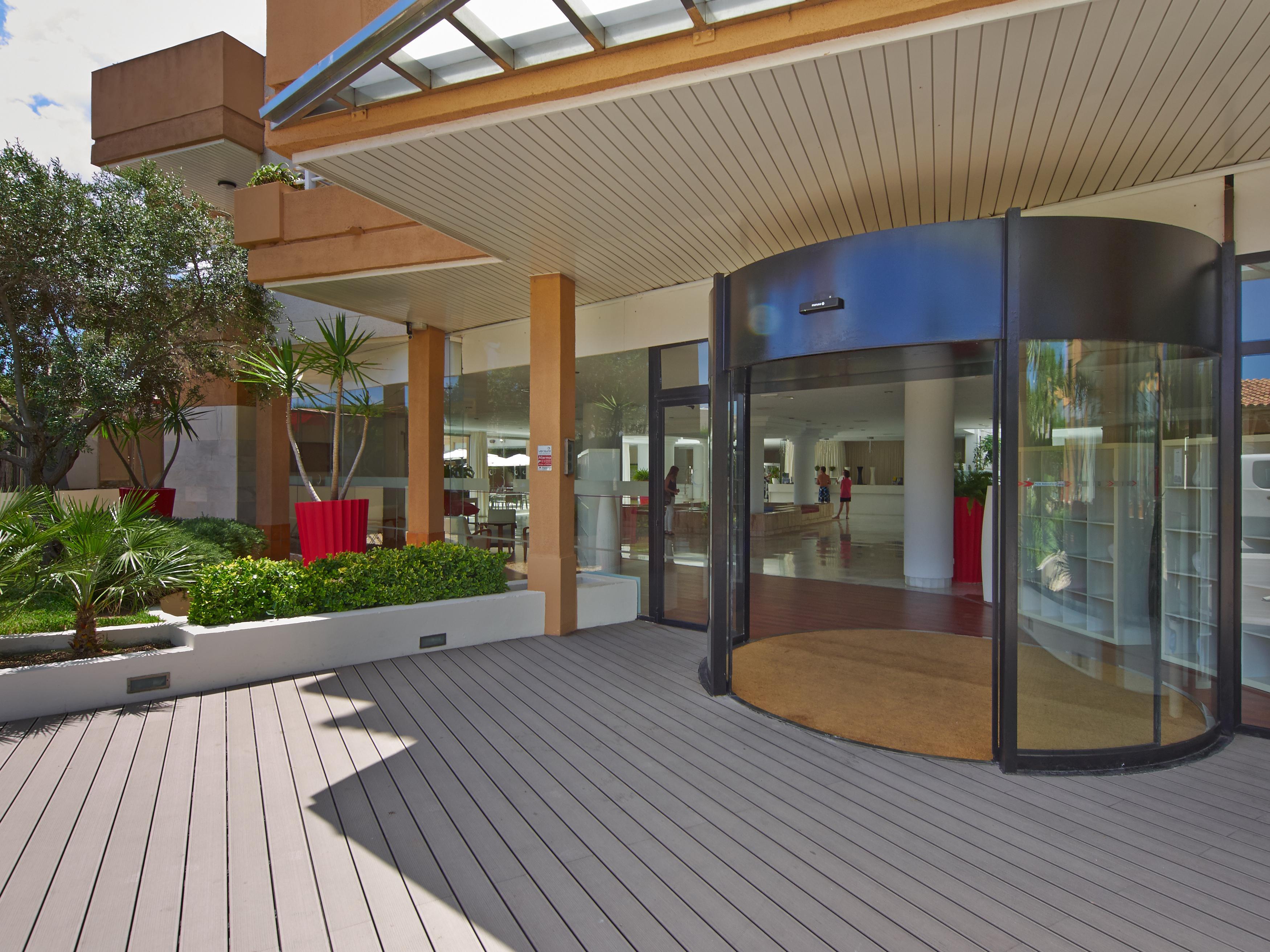 Hotel Illot Suites Cala Ratjada  Buitenkant foto