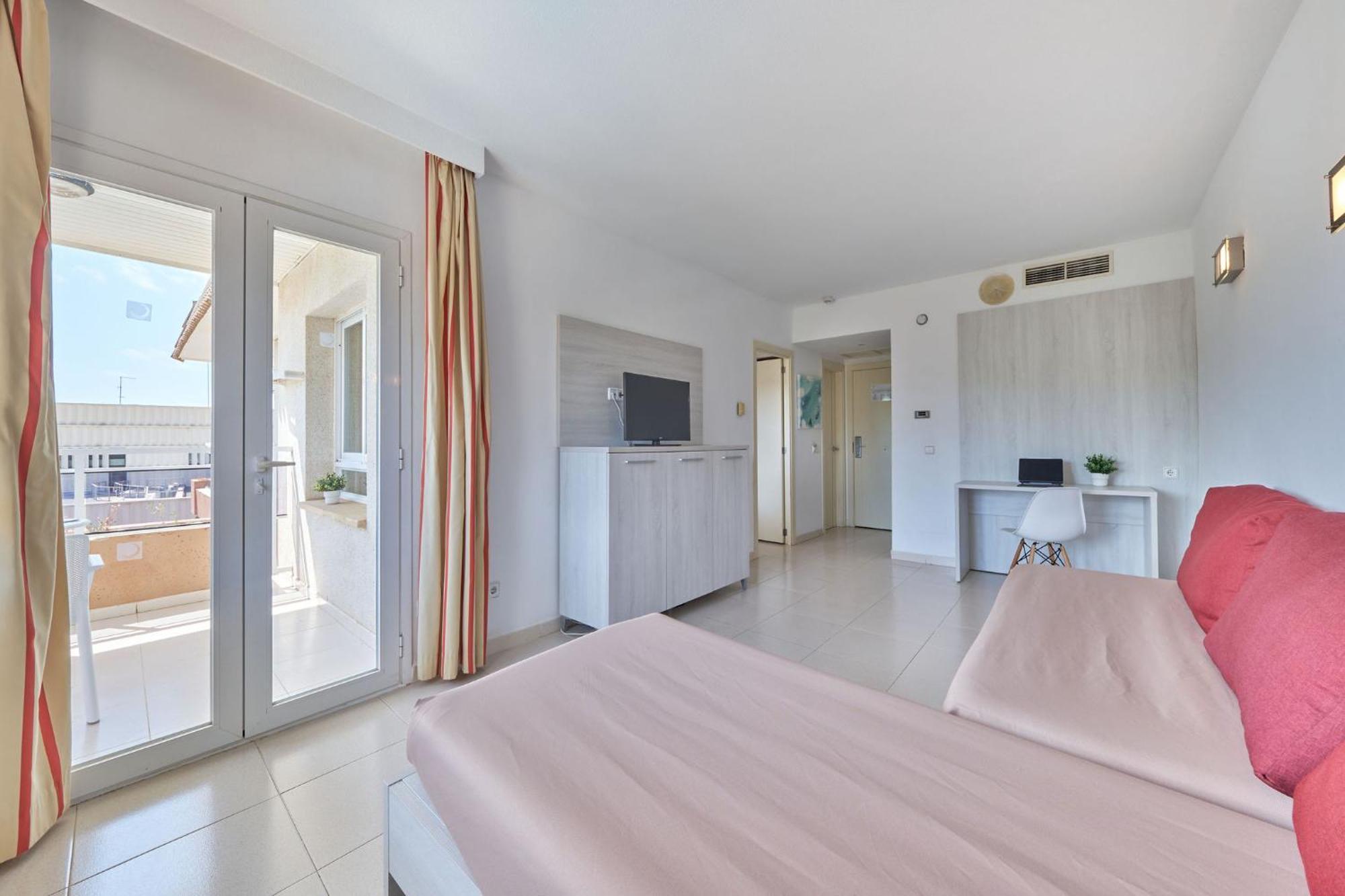 Hotel Illot Suites Cala Ratjada  Buitenkant foto