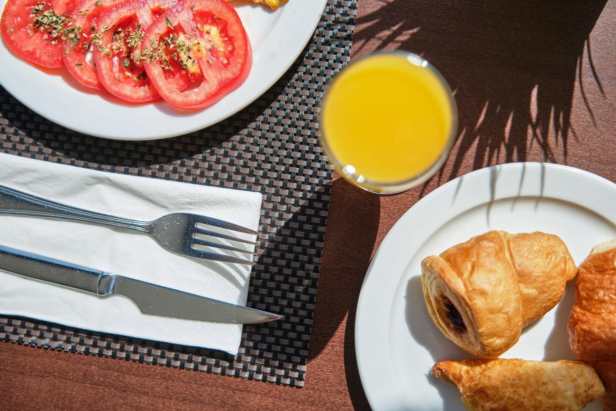 Hotel Illot Suites Cala Ratjada  Buitenkant foto